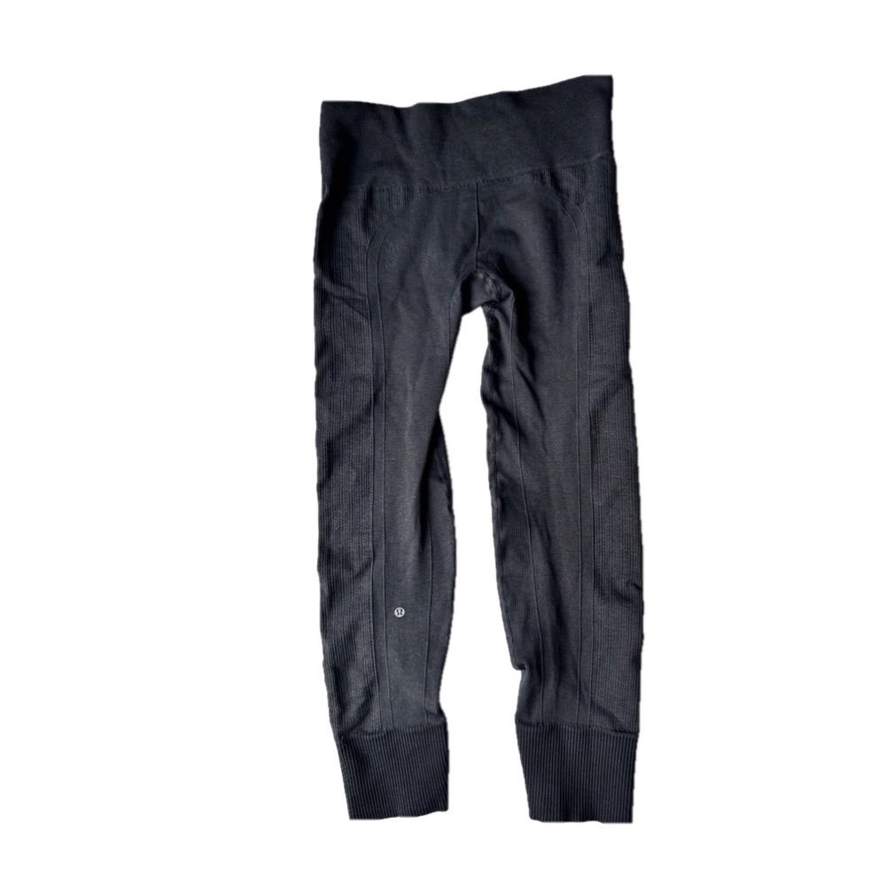 Lululemon  in the flow compression leggings dark greay medium Ribbed Seamless